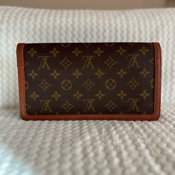 Louis Vuitton pochete dame clutch. - Picture 3 of 13